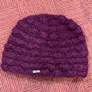Wool purple hat deLux brand - handmade in Nepal